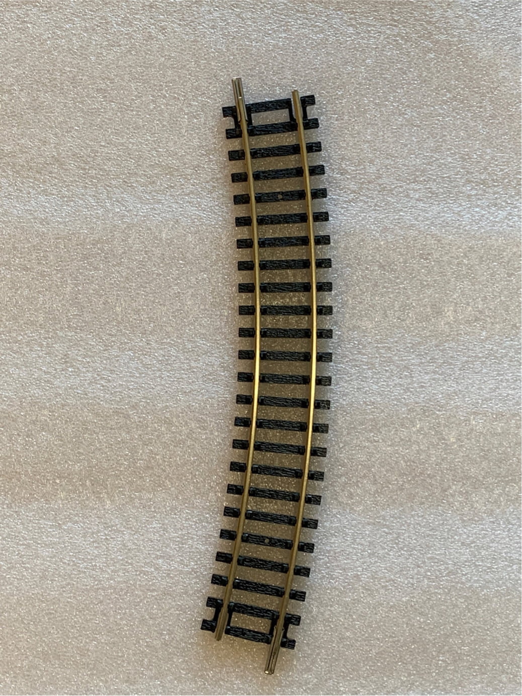Hornby TT Gauge 2nd Radius Half Curve Track - 310mm, 15° Brown Extra Track Piece (1:120 Scale)