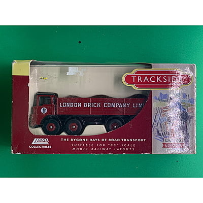 Lledo - DG187005 - Guy Big J Tipper / Bricks Load 'London Brick Company'