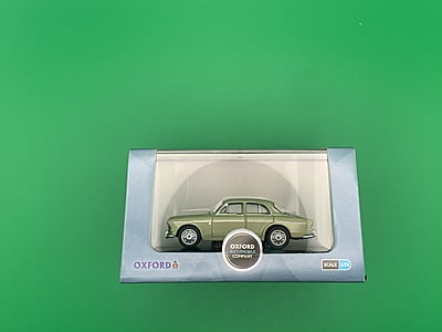 Oxford Diecast - 76VA001 - Volvo Amazon Light Green