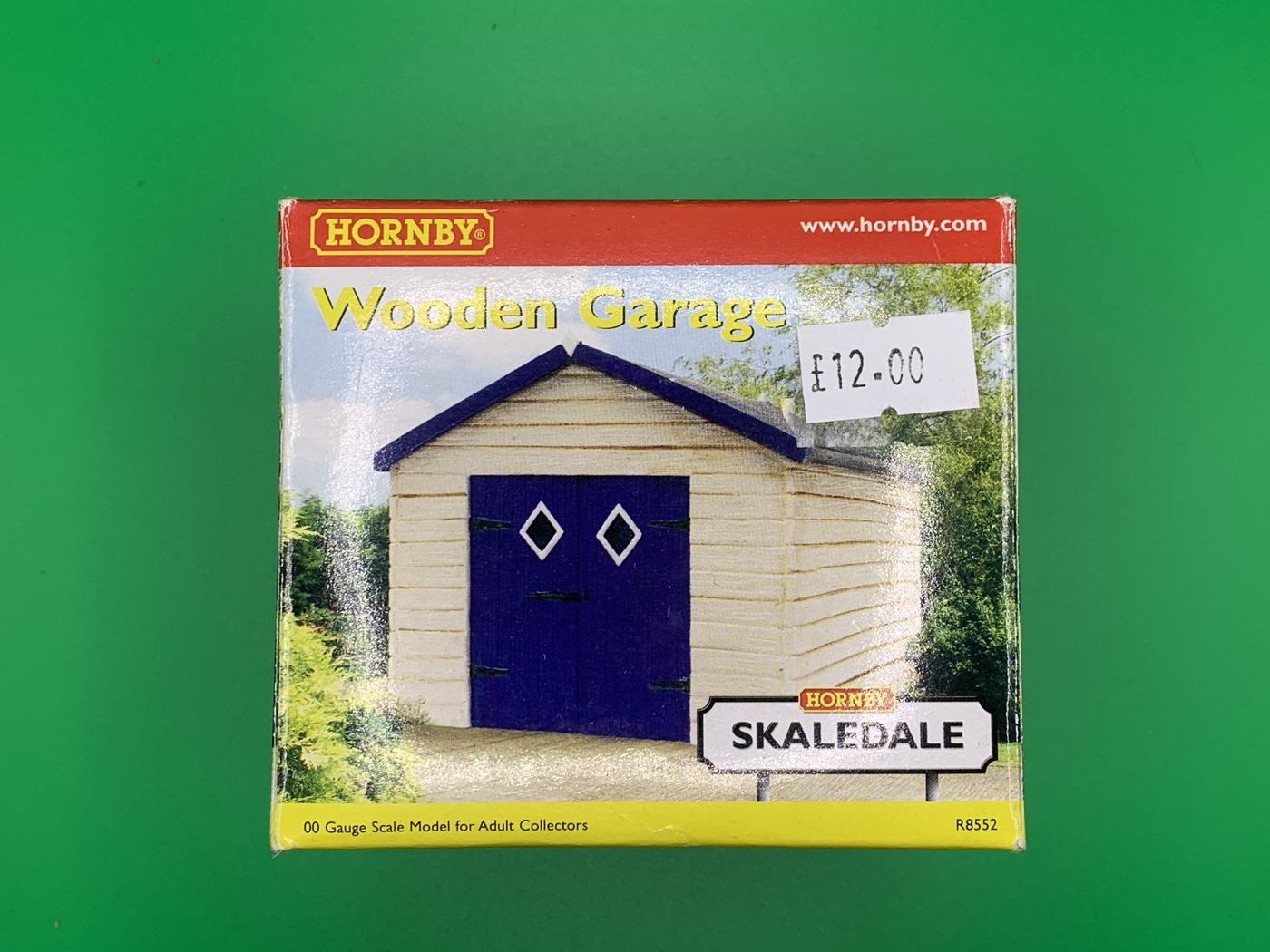Hornby R8552 Wooden Garage