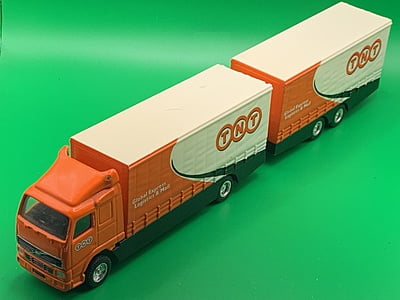 Corgi - 59517 - Volvo FH Rigid Truck & Trailer TNT Global