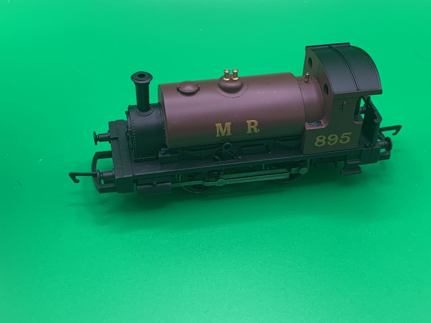 Hornby R1115 Class 0F Pug 0-4-0T 895 Midland Railway