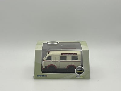 Oxford Diecast - 76AK001- Lancashire Evening Post Austin K8 Threeway Van