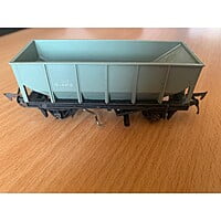 Triang 21T Hopper Wagon B1402