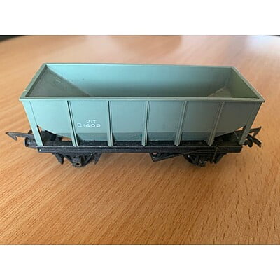 Triang 21T Hopper Wagon B1402