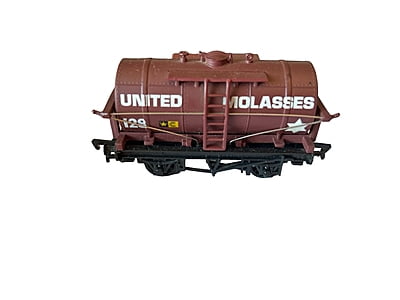 Mainline - 37136 - 12T Tank Wagon 128 - 'United Molasses'
